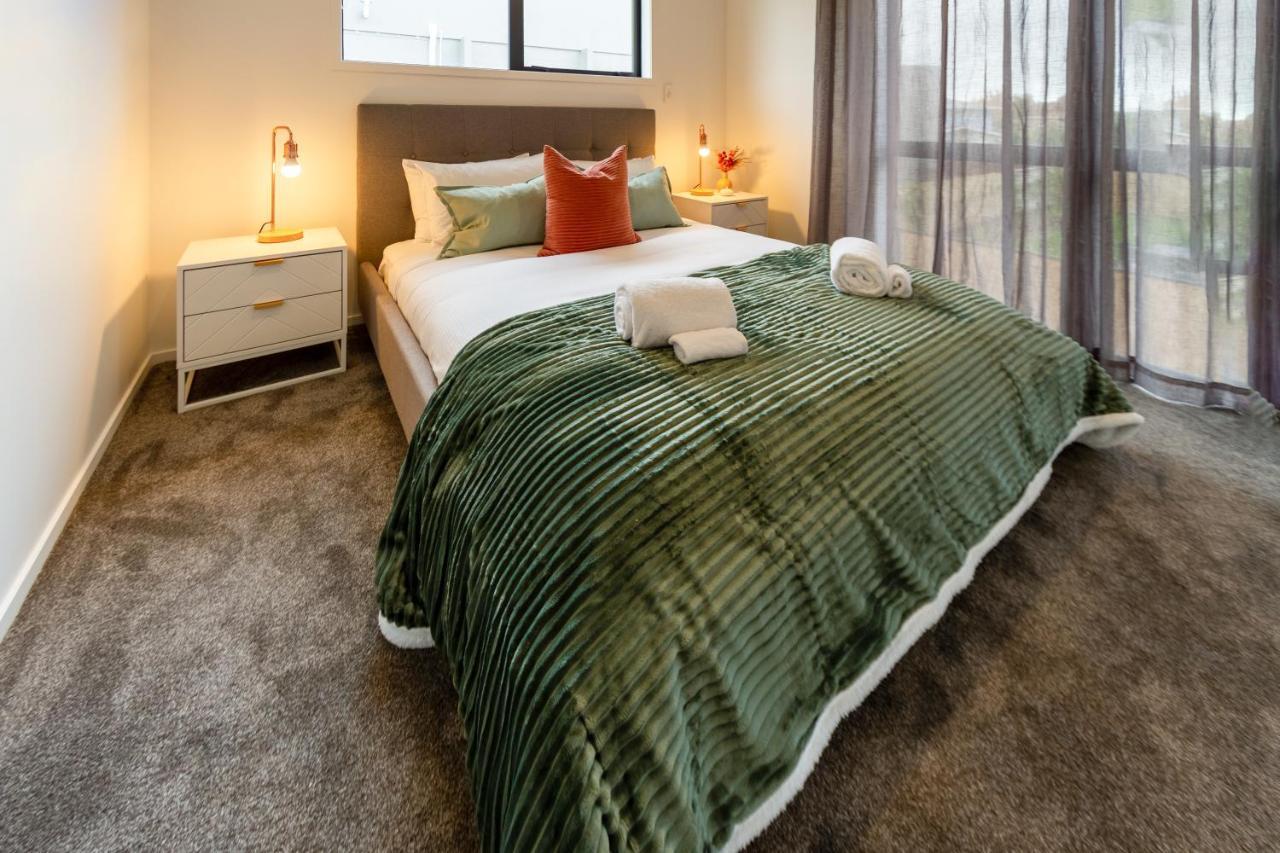 Appartement Peaceful Park View Townhouse 2 Bed W/Carpark à Christchurch Extérieur photo