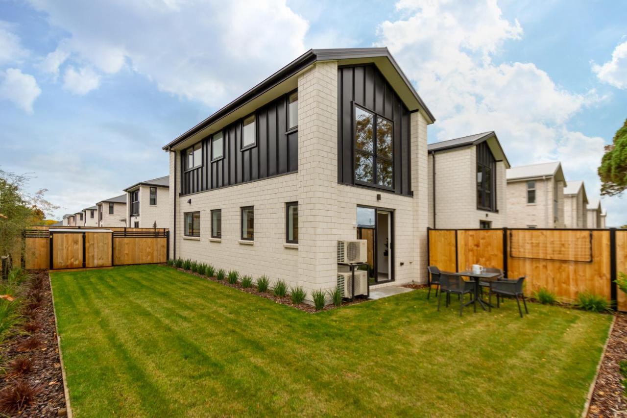 Appartement Peaceful Park View Townhouse 2 Bed W/Carpark à Christchurch Extérieur photo